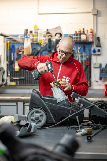 93696c26-9ce8-419d-9d29-dce39c4c8d06