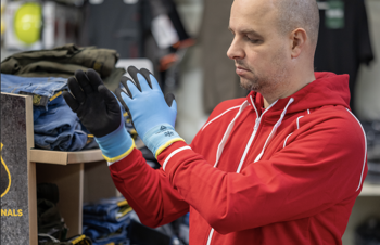 c340b8ff-331e-41ac-8220-3570fafc4581