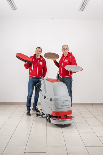 dc5152f9-9857-486d-b245-6cfee1dd5d0f